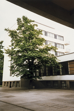 Vorschaubild Bauhaus (Foto 1988)